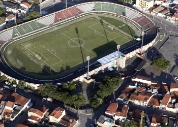 Vista do  Estádio Alberto Oliveira (Joia da Princesa), em Feira de Santana